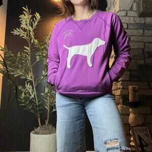 Super cute vintage y2k victoria's Secret Dog Logo Crew Neck Size Large